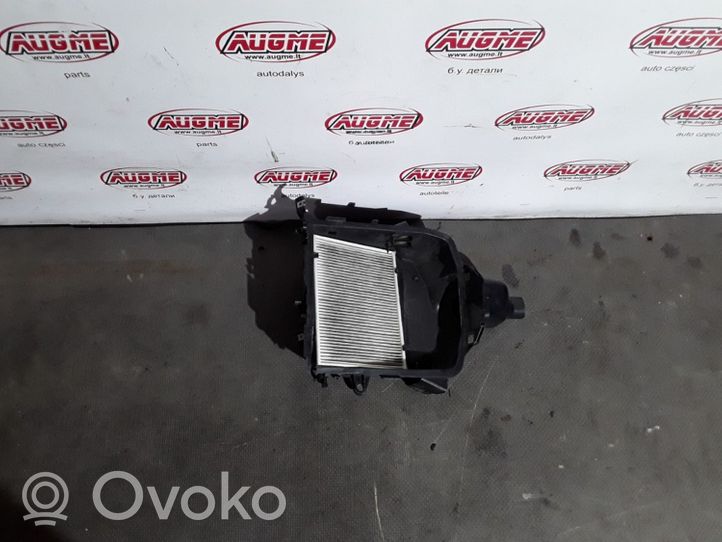 Mercedes-Benz GL X166 Salono oro mazgo plastikinis korpusas A1668300040