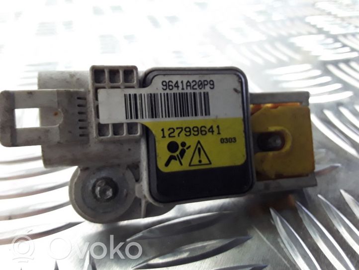 Opel Vectra C Turvatyynyn törmäysanturi 12799641