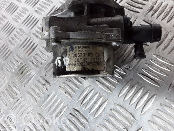 Renault Kangoo II Vacuum pump 7006730300