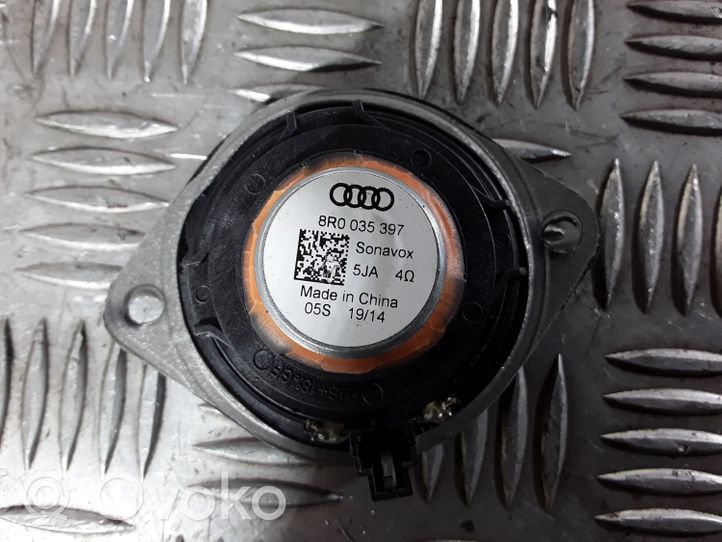 Audi Q5 SQ5 Zemo frekvenču skaļrunis 8R0035397