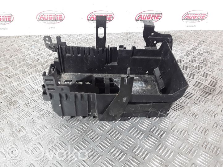 Opel Zafira C Battery tray 13354420