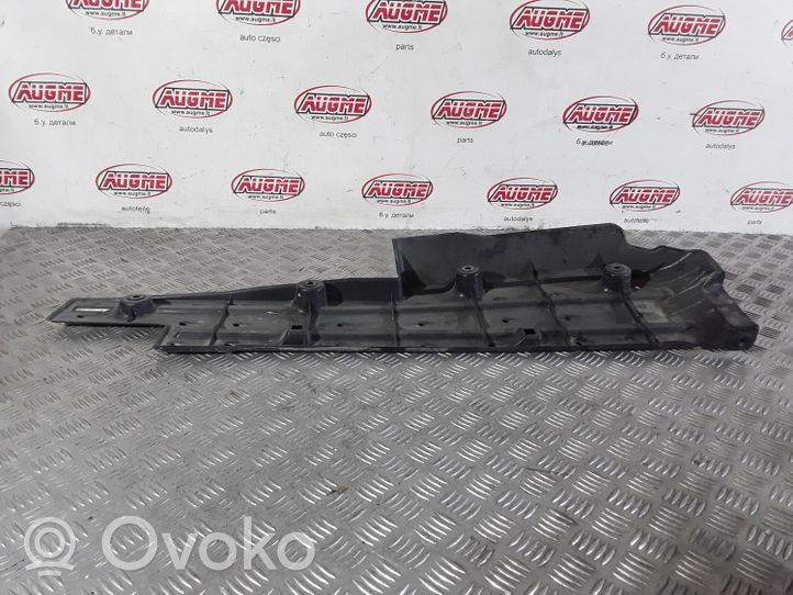 Toyota Prius (XW20) Rivestimento del cassone pick-up 5816747010