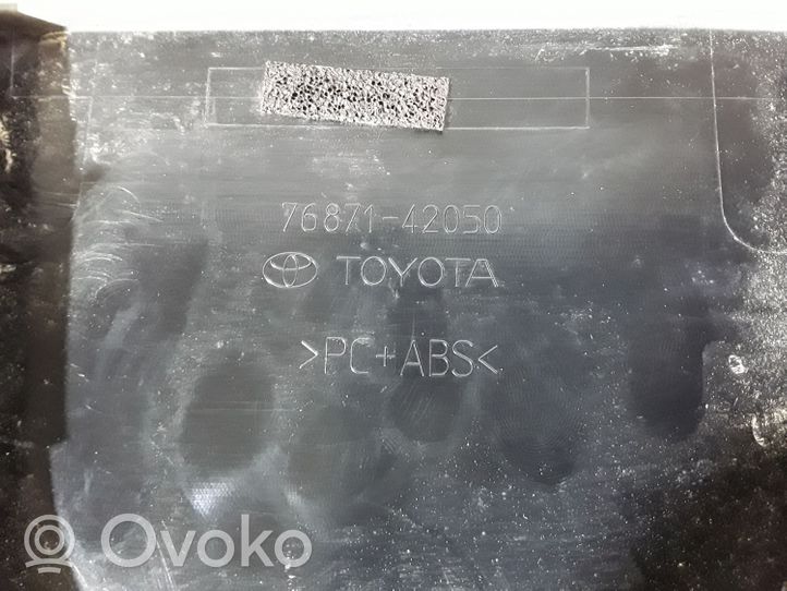 Toyota RAV 4 (XA50) Takaluukun/tavaratilan spoileri 7687142050