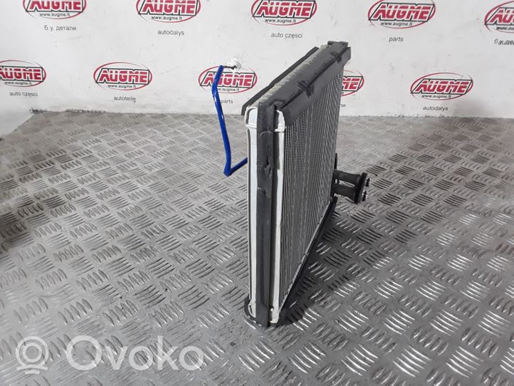 Toyota RAV 4 (XA50) Radiateur soufflant de chauffage 02D12K0432B