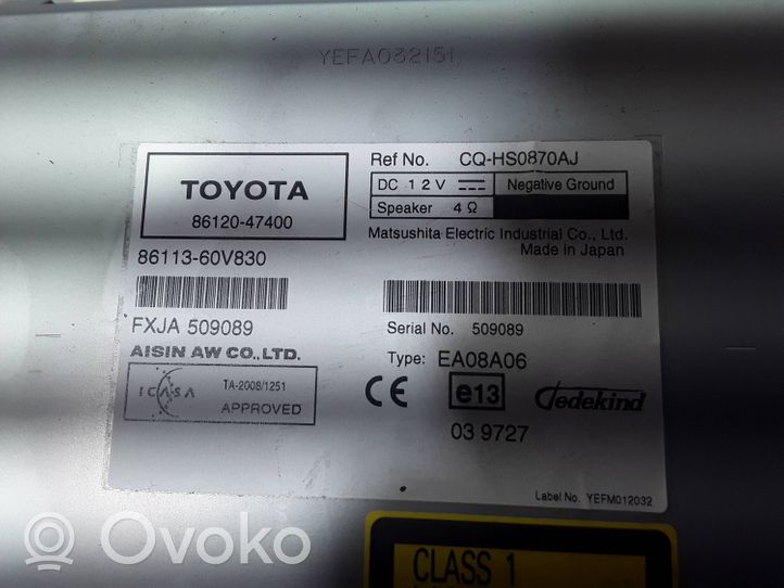 Toyota Prius (XW30) Panel / Radioodtwarzacz CD/DVD/GPS 8612047400