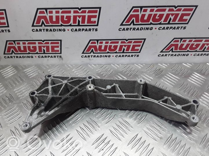 Audi A4 S4 B8 8K Supporto della valvola di raffreddamento EGR 03L131159