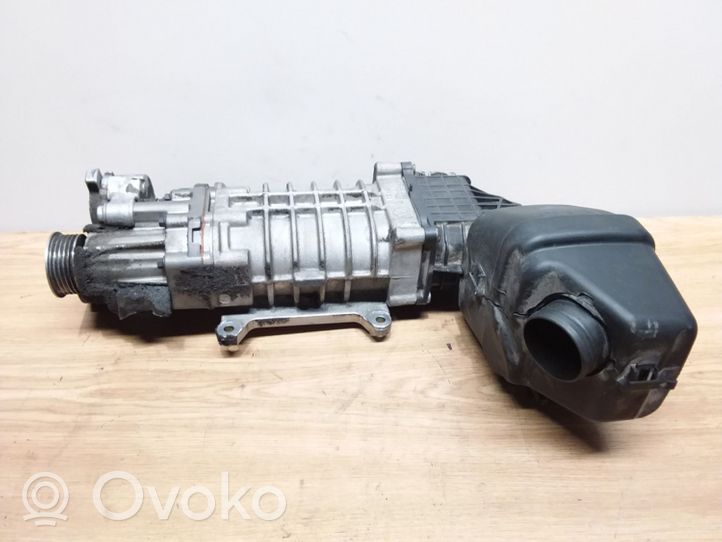 Volkswagen PASSAT B6 Turbocompressore 03C276