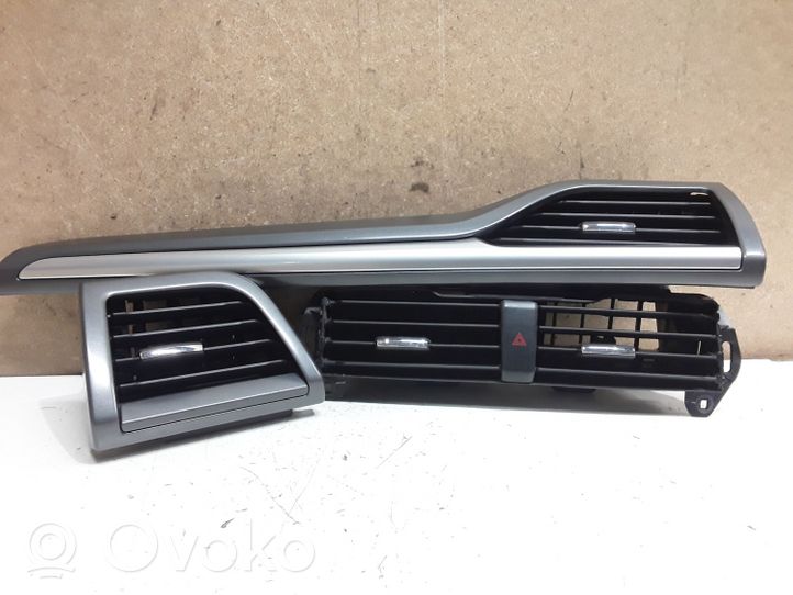 Ford Mondeo MK V Griglia di ventilazione centrale cruscotto DS7319K617