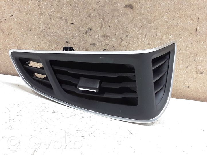 Ford Focus Garniture, panneau de grille d'aération latérale BM51A18B08CH