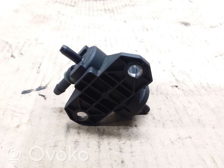 Ford Focus Vacuum valve 9688124580