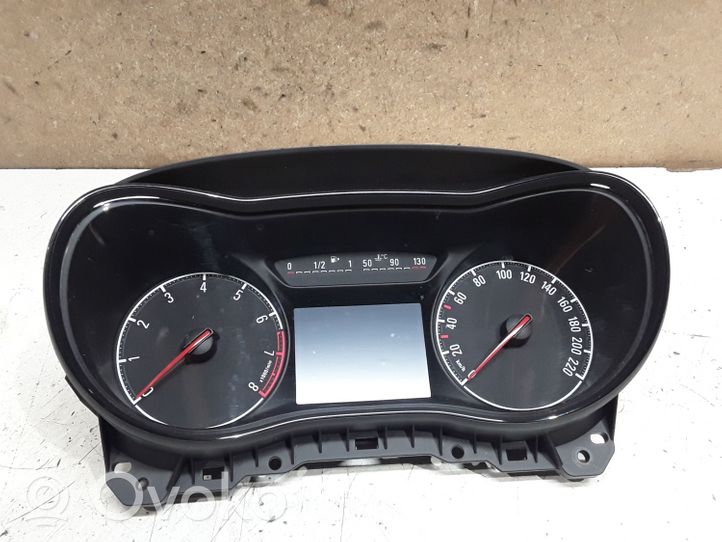 Opel Corsa E Compteur de vitesse tableau de bord 13499775