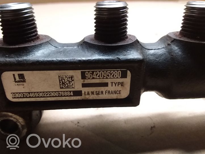 Citroen C3 Regulator ciśnienia paliwa 9642095280