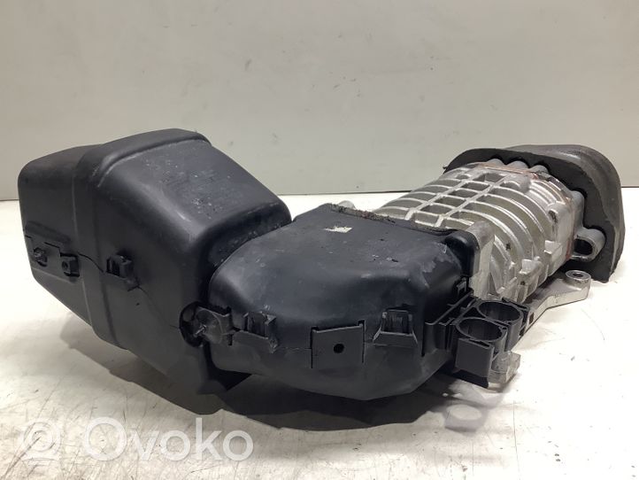 Volkswagen PASSAT B7 Supercharger 03C145601E