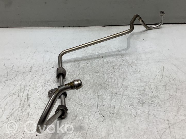 Audi A6 S6 C6 4F Tubo flessibile mandata olio del turbocompressore turbo 