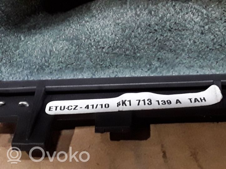 Audi A5 Sportback 8TA Pavarų perjungimo svirties apdaila (oda, bumbulas) 8K1713139A