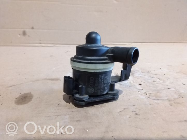 Audi A4 S4 B8 8K Pompe à eau de liquide de refroidissement 03L965561A