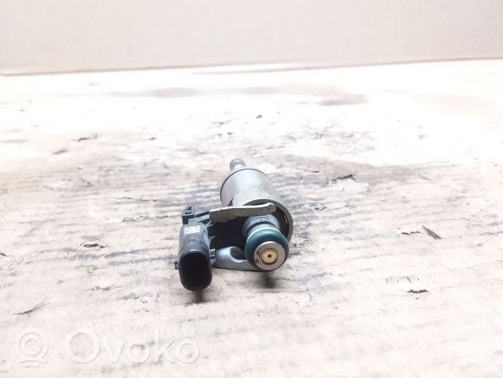 Skoda Fabia Mk3 (NJ) Injecteur de carburant 04E906036AE