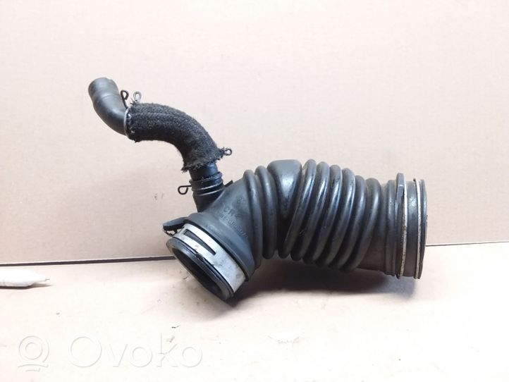 Toyota Avensis T270 Air intake duct part 178810R030