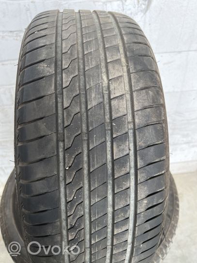 Toyota Avensis T270 R17 summer tire 22555R17