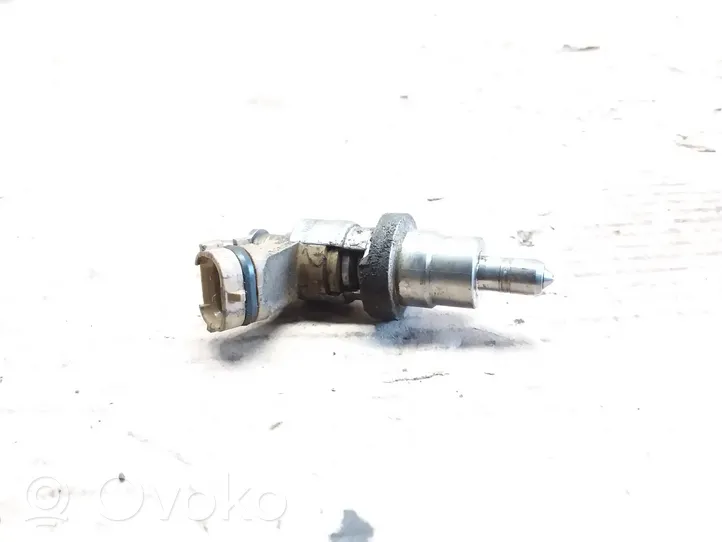 Toyota Avensis T250 Fuel injector 2371026011