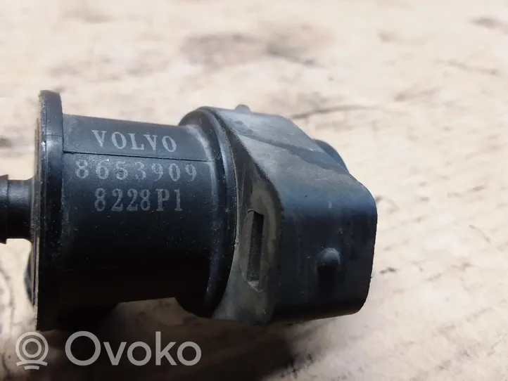 Volvo V70 Zawór ciśnienia 8653909