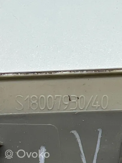 Subaru Outback (BS) Paneelin lista S18007930