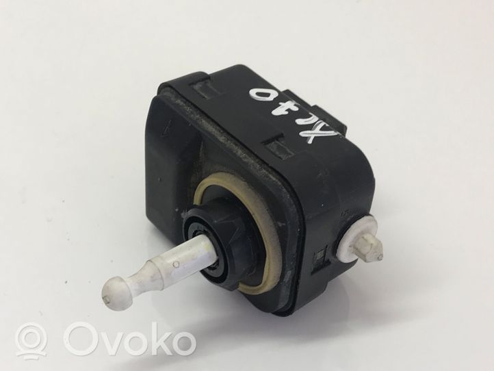 Volvo XC70 Headlight level adjustment motor P2004