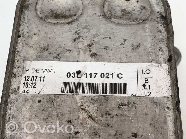 Volkswagen Polo V 6R Supporto di montaggio del filtro dell’olio 03L117021C