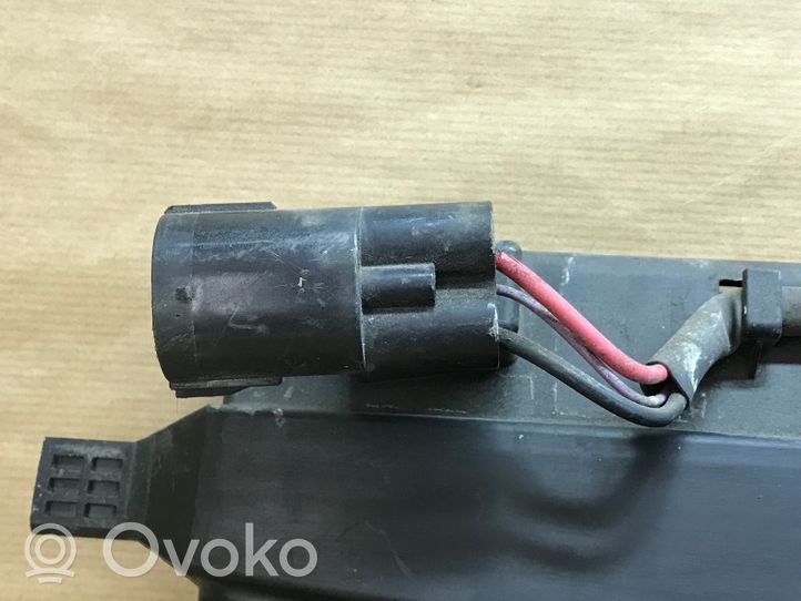 Ford Focus C-MAX Elektrisks radiatoru ventilators 0130307143