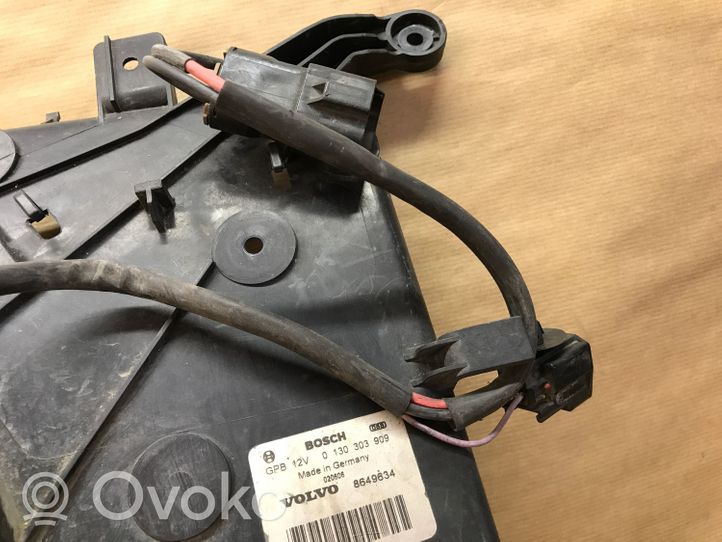 Volvo XC70 Radiator cooling fan shroud 0130303909