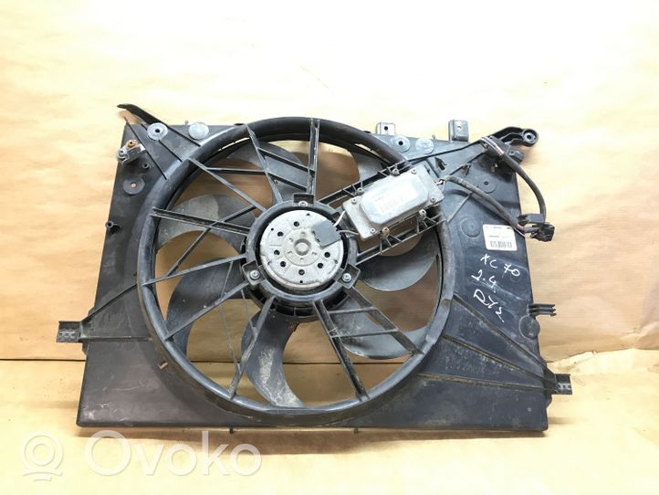 Volvo XC70 Radiator cooling fan shroud 0130303909