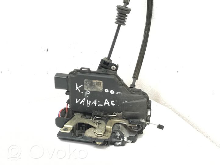 Volkswagen New Beetle Front door lock 3B1837015A