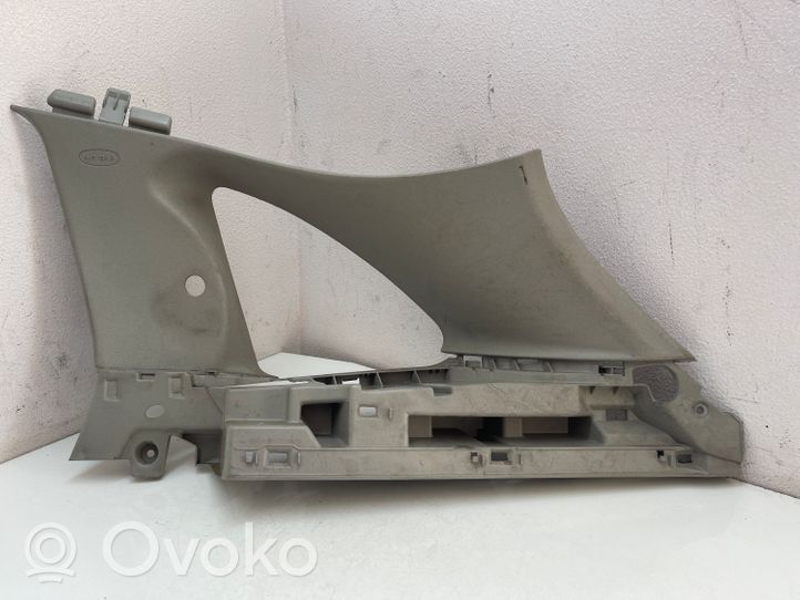 Renault Clio III Rivestimento montante (D) (superiore) 8200611771