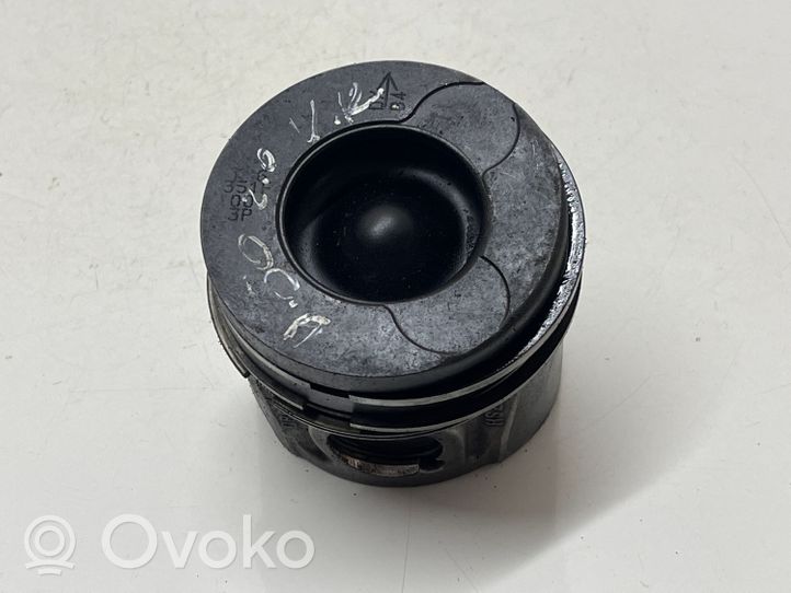 Volvo V50 Piston HS2R1