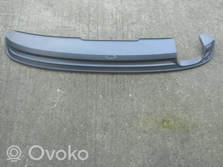 Audi A4 S4 B9 Rivestimento della parte inferiore del paraurti posteriore 8W0807521B