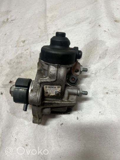 Volkswagen Sharan Polttoaineen ruiskutuksen suurpainepumppu 03L130755AF