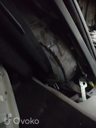 Volkswagen PASSAT B6 Cintura di sicurezza terza fila 