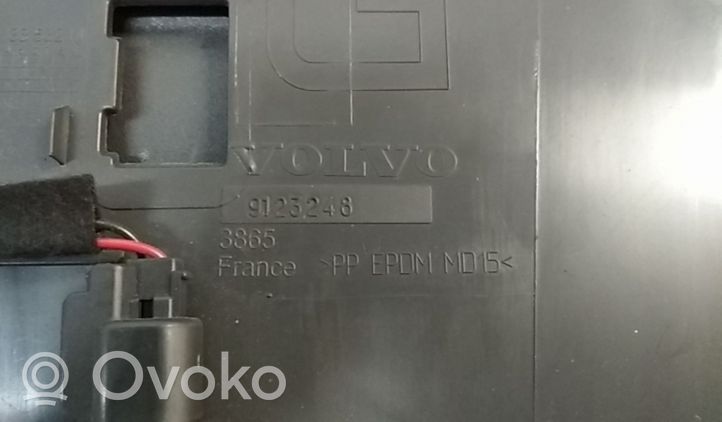 Volvo V50 Panelės stalčiuko/lentinėlės paklotėlis 