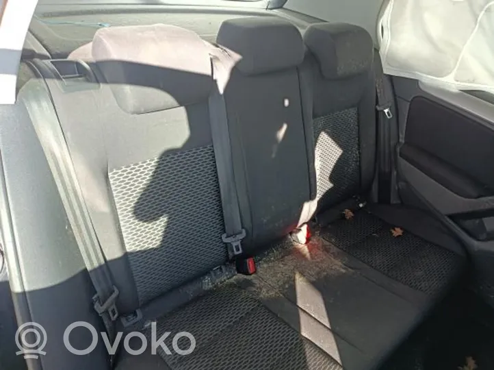 Volkswagen Golf VI Set di rivestimento sedili e portiere 