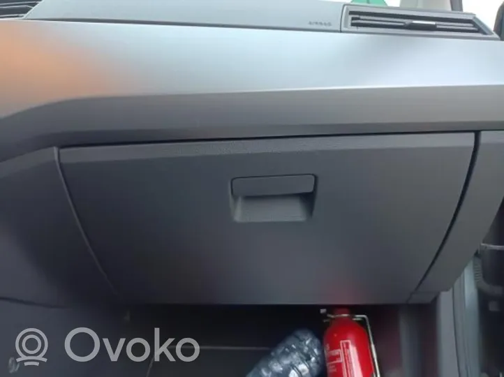 Seat Ibiza V (KJ) Paneelin laatikon/hyllyn pehmuste 