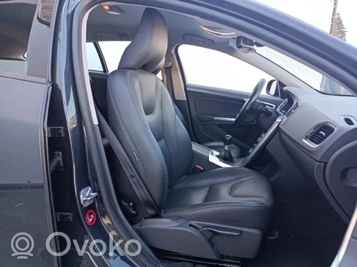 Volvo V60 Set di rivestimento sedili e portiere 