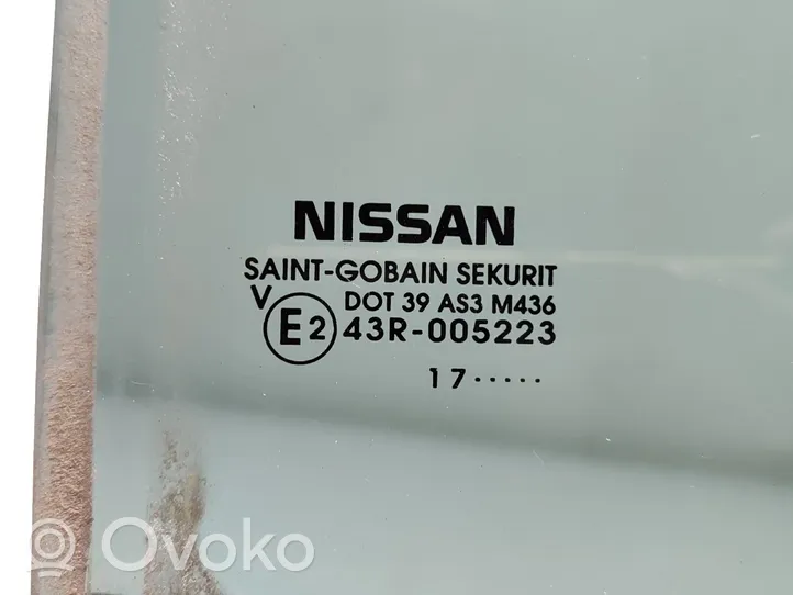 Nissan Micra K14 Vetro del finestrino della portiera posteriore 