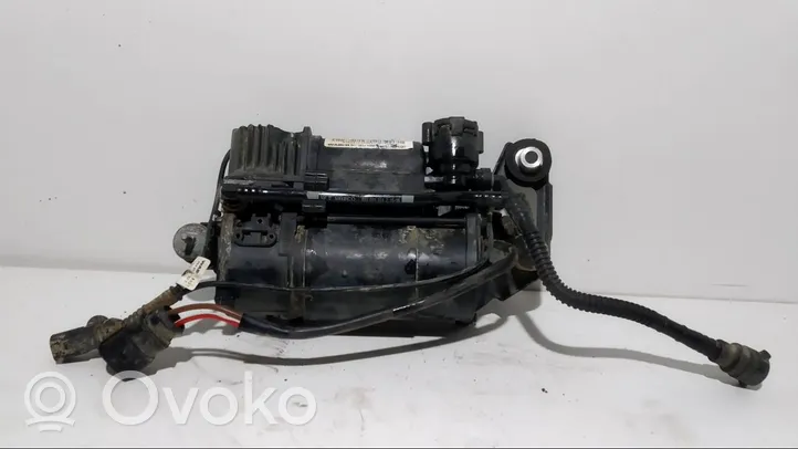 Volkswagen Touareg I Ilmajousituksen kompressori 7L0698007A