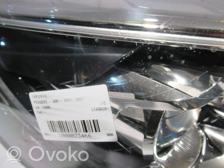 Peugeot 308 Lampa przednia 9816990580