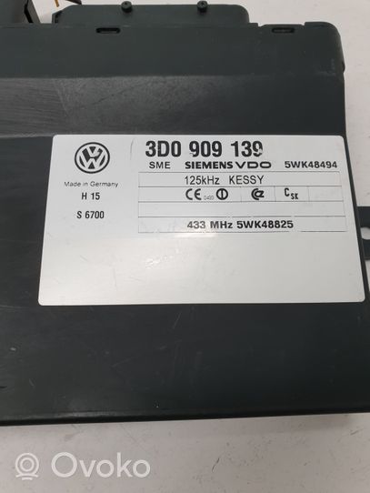 Volkswagen Touareg I Keyless (KESSY) go control unit/module 3D0909139