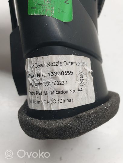 Opel Astra J Copertura griglia di ventilazione laterale cruscotto 13300555