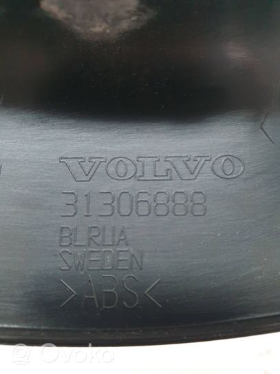 Volvo S60 Priekinės arkos apdaila 31306889