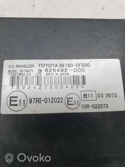 Toyota Corolla Verso AR10 Unité de commande dispositif d'immobilisation 897800F020