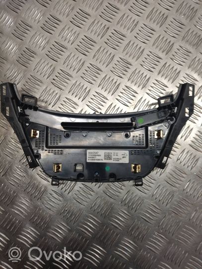 Opel Insignia A Panel klimatyzacji 544920977