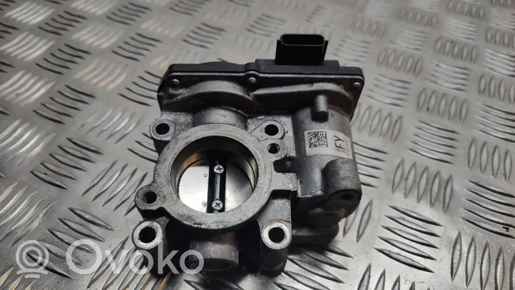 Nissan Juke I F15 Clapet d'étranglement 161206038R